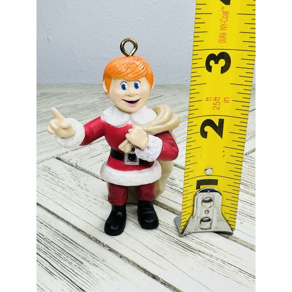 Vtg Santa Claus Is Coming To Town KRIS KRINGLE Ornament - Playing Mantis 2004 - Picture 4 of 5